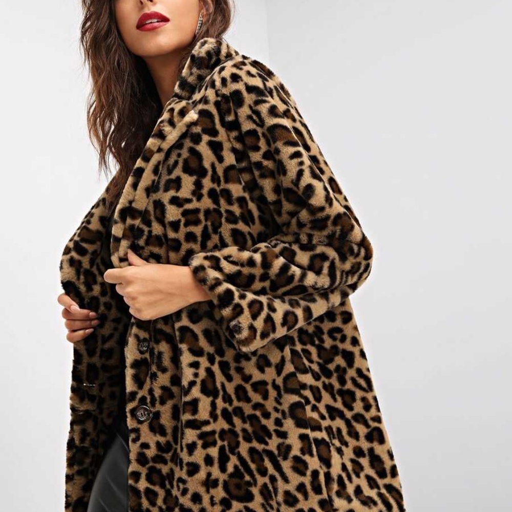 Cozy Vegan fur teddy leopard print button jacket - Picture 7 of 8